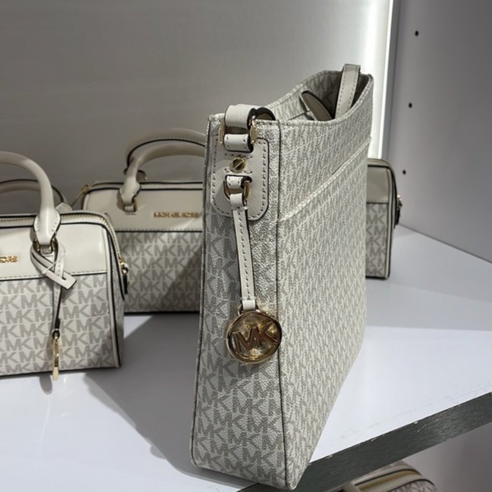 Michael Kors Jet Set Travel Large Messenger Crossbody Bag Light Cream Mu… - Picture 10 of 16